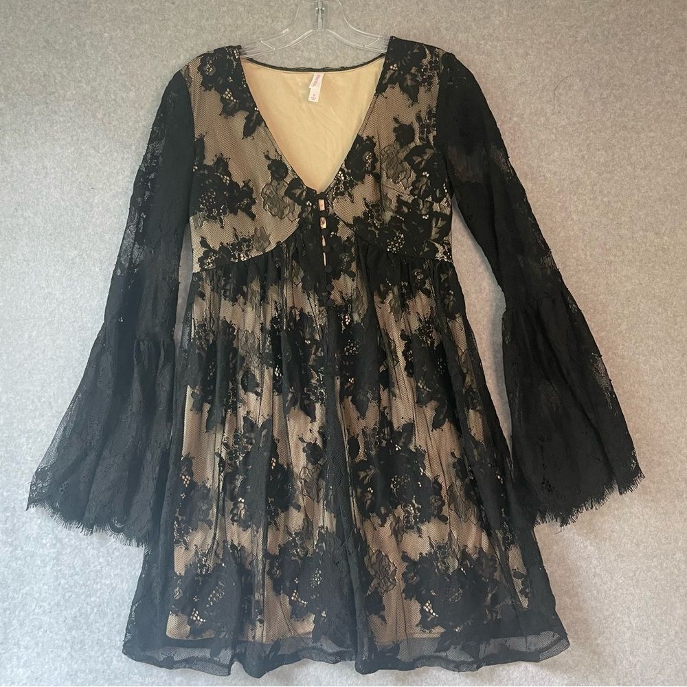 Black Lace Bell Sleeve Dress Small